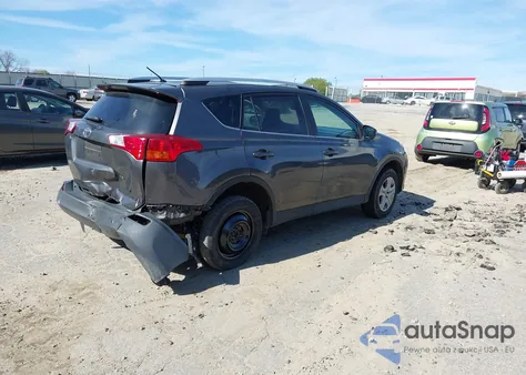 2015 Toyota Rav4 Le z USA, uszkodzony, nr VIN 2T3ZFREV4FW178643